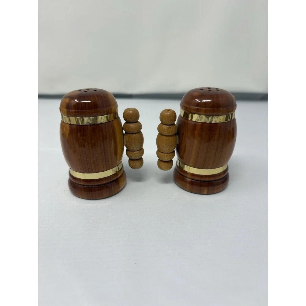 Wood Stein Vintage Lake Of The Parks Wooden‎ Salt & Pepper Shaker Retro MCM Gold